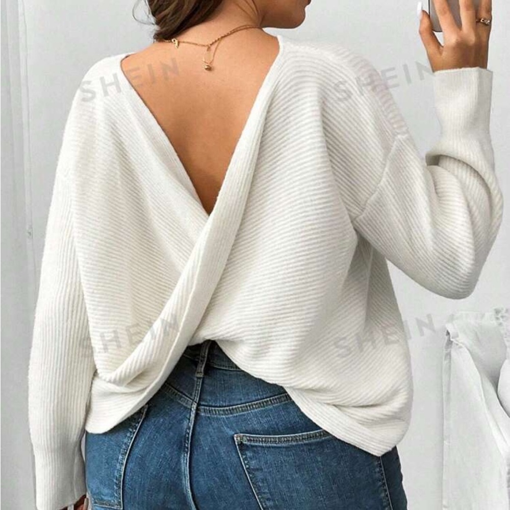 Women's sweater